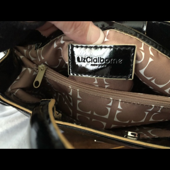Liz Claiborne black patent leather satchel - Picture 5 of 8